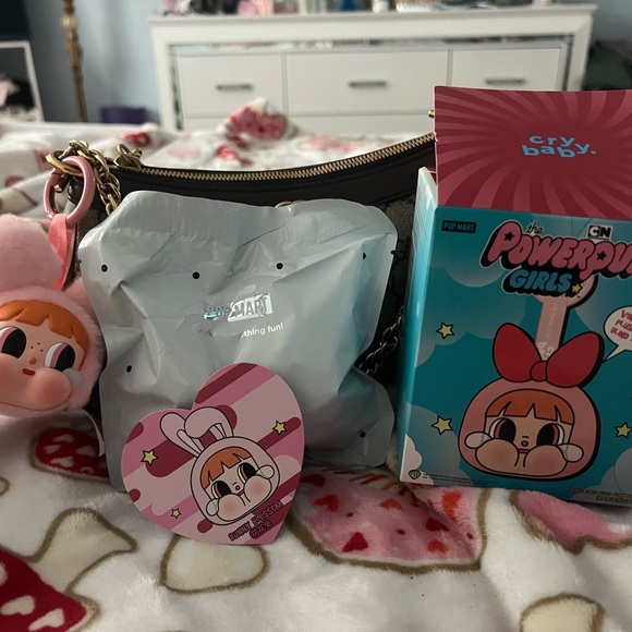 *AUTHENTIC* POPMART Bunny Blossom CryBaby PowerPuff Girls plush charm - Picture 5 of 5